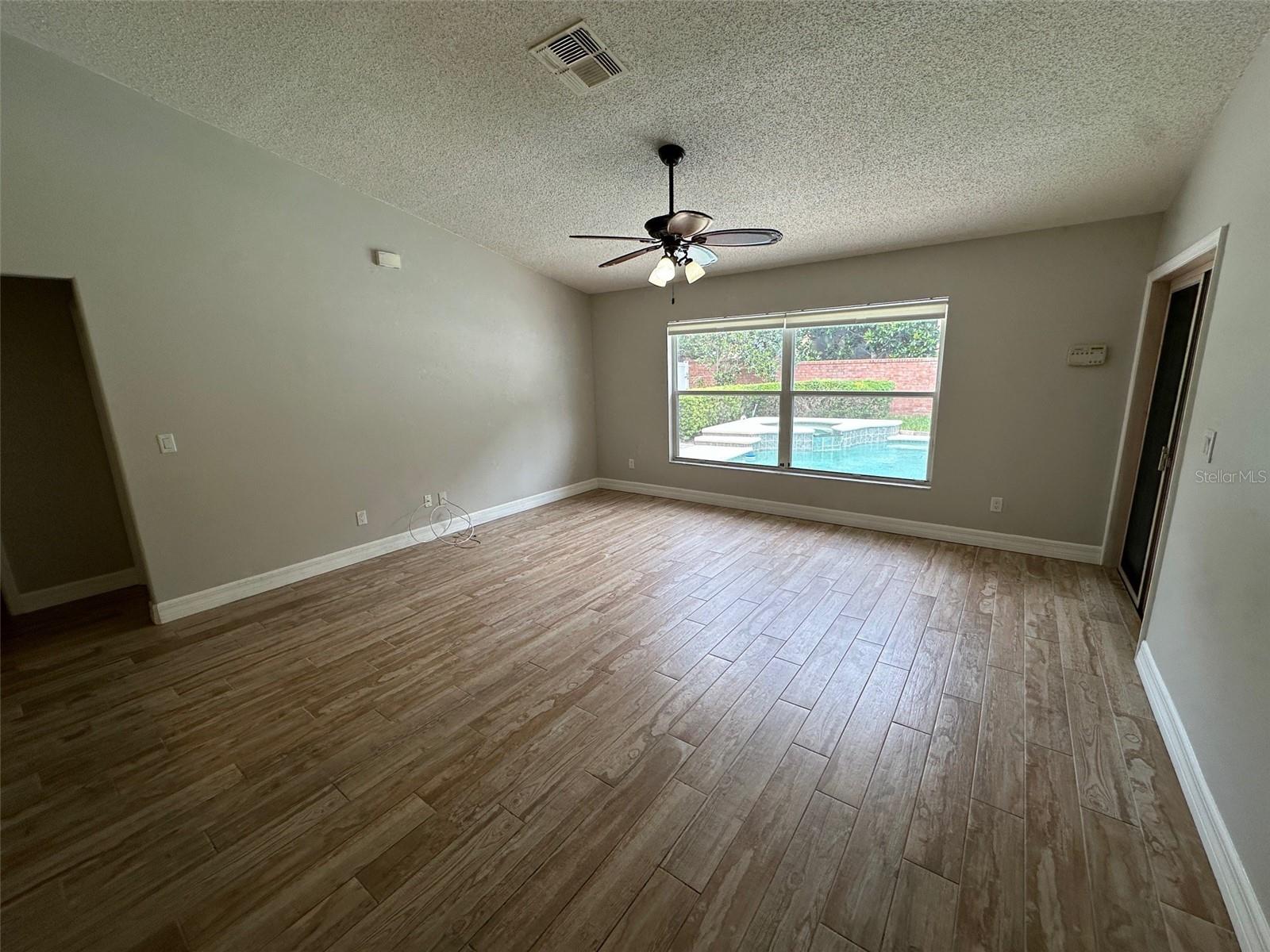 Image 7 of 15 For 7907 Birman Street