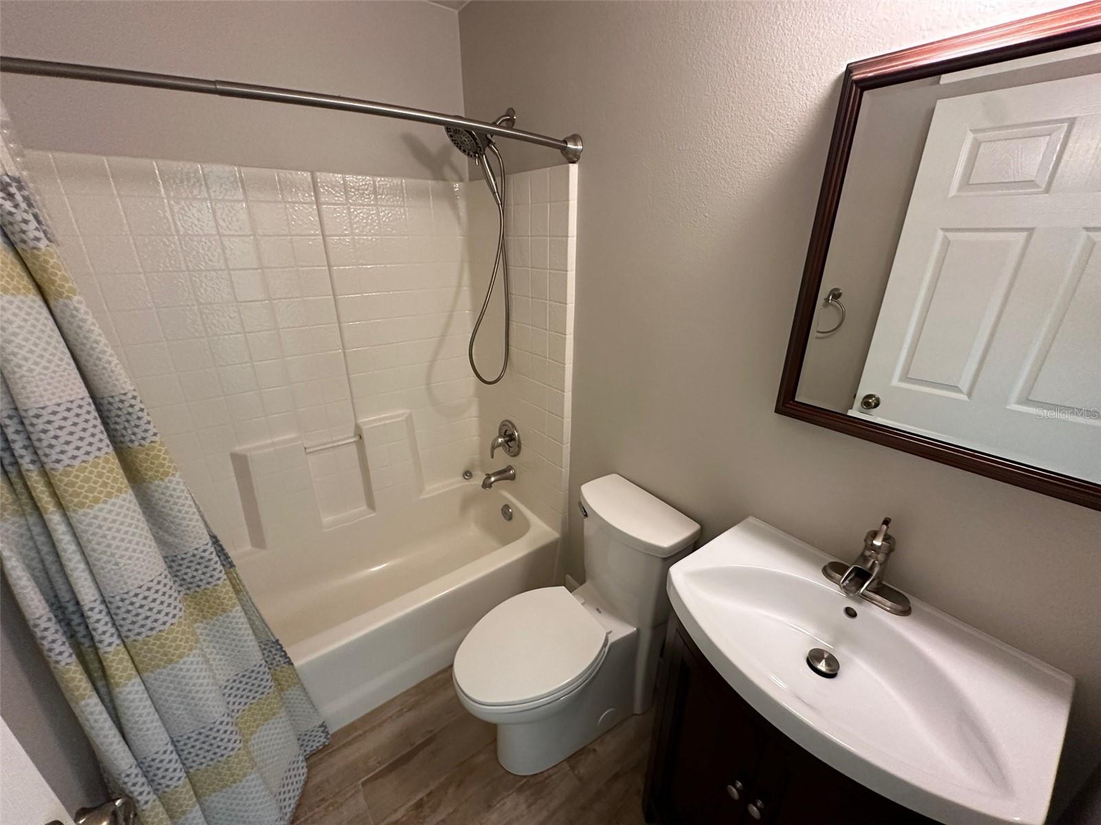 Image 9 of 15 For 7907 Birman Street