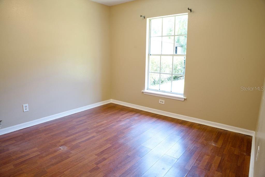Image 20 of 24 For 711 Burch Avenue