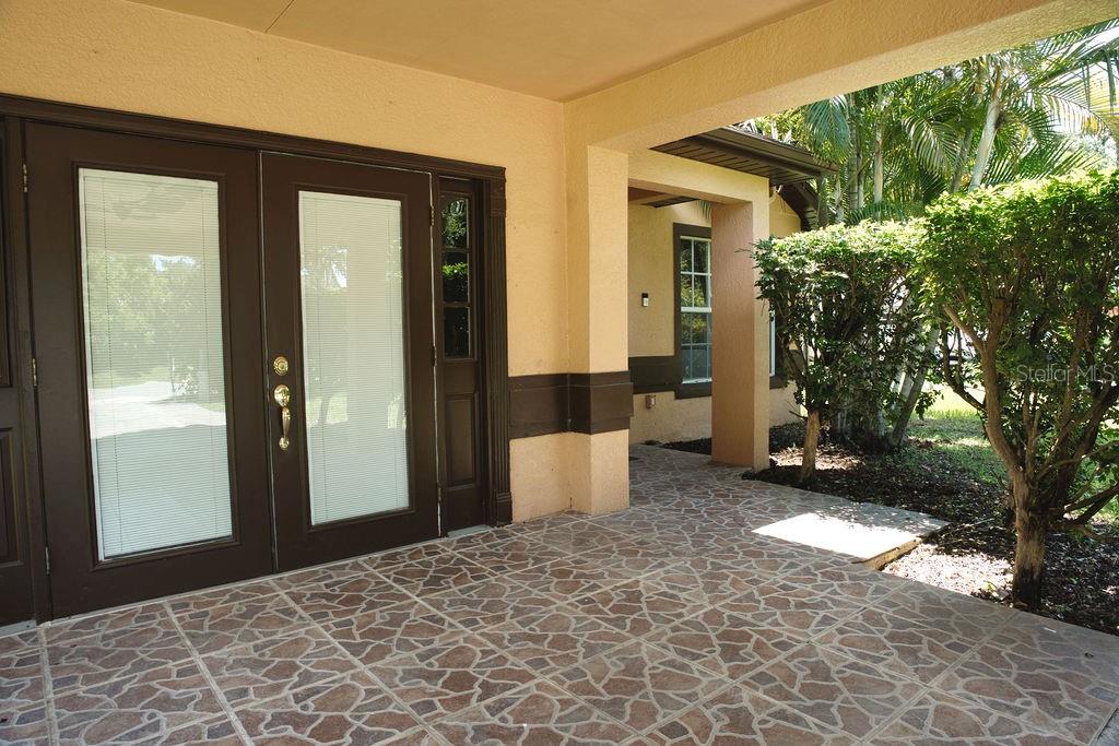 Image 3 of 24 For 711 Burch Avenue