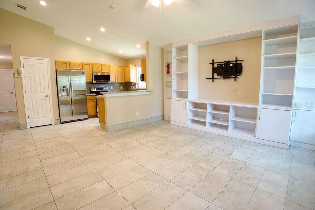 Image 6 of 24 For 711 Burch Avenue