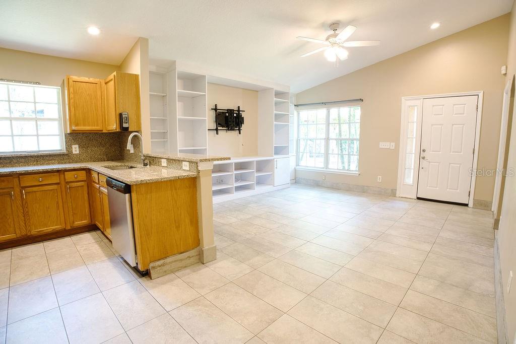Image 9 of 24 For 711 Burch Avenue