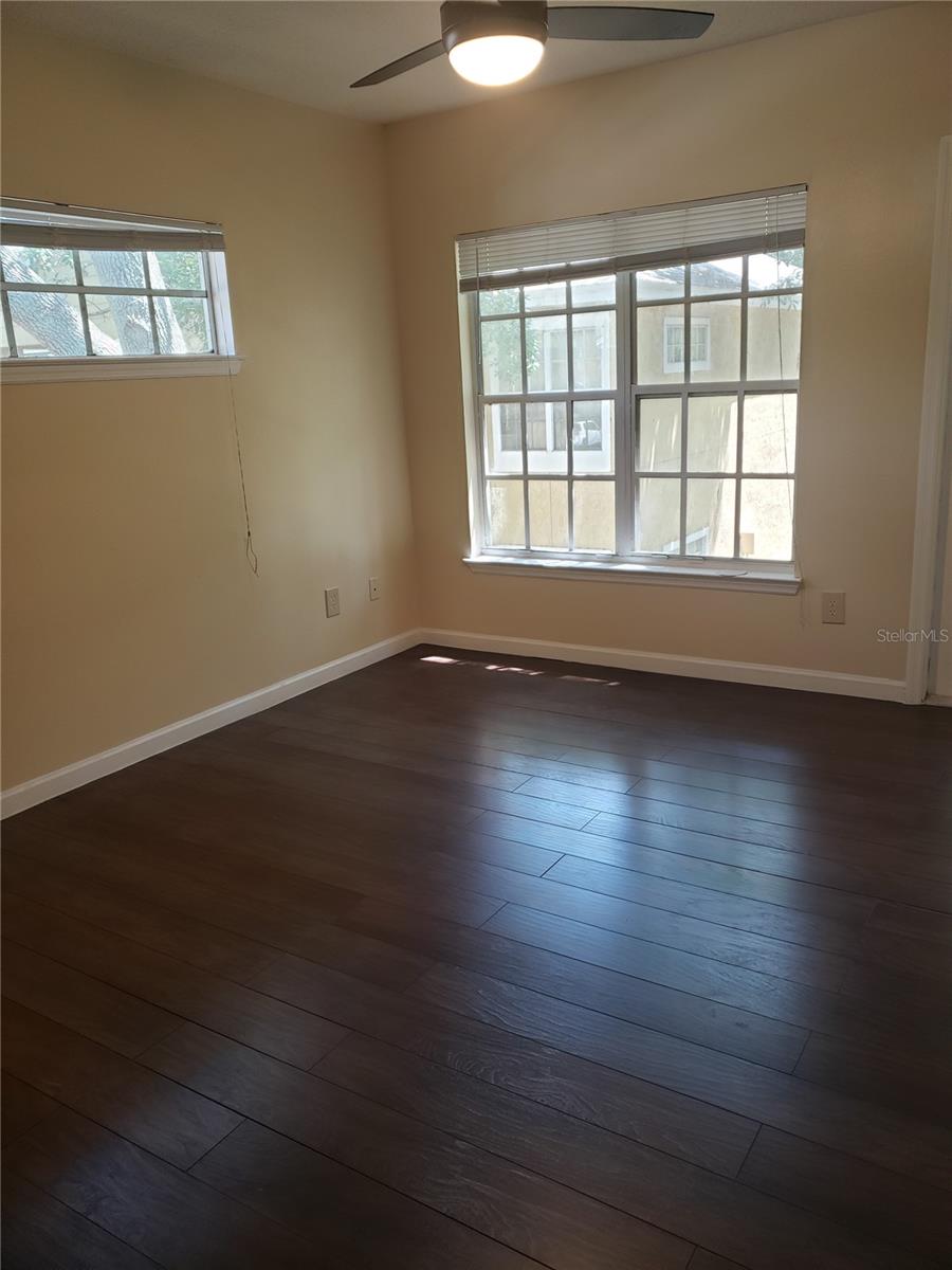 Image 3 of 12 For 4356 Kirkman Road 502