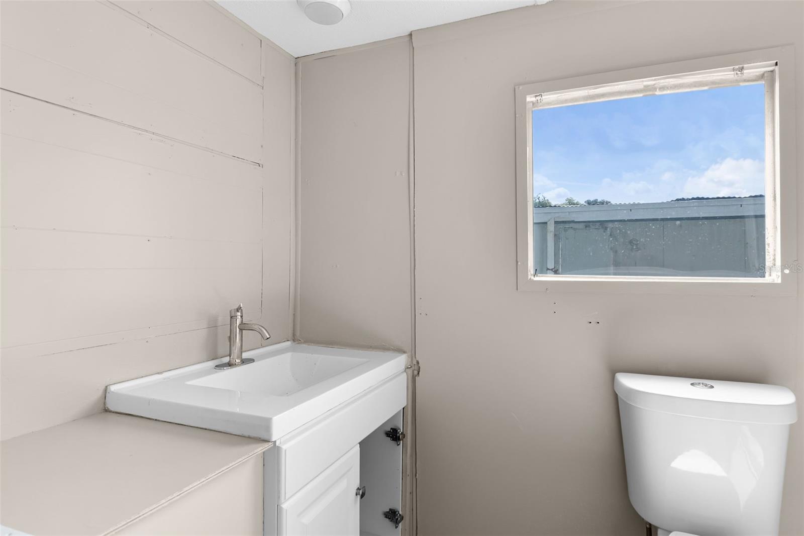 Image 14 of 17 For 2854 Lake Alfred Road 2