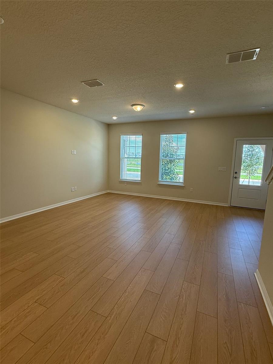 Image 5 of 19 For 6406 Tabebuia Parkway