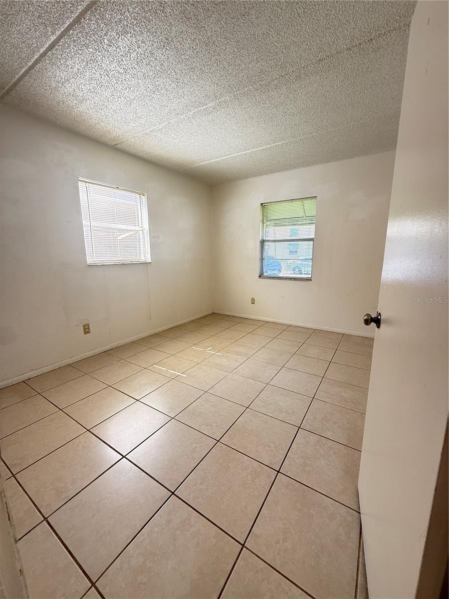 Image 12 of 18 For 731 Michigan Court 1