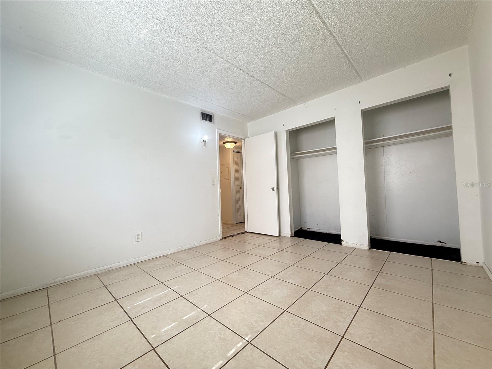Image 16 of 18 For 731 Michigan Court 1