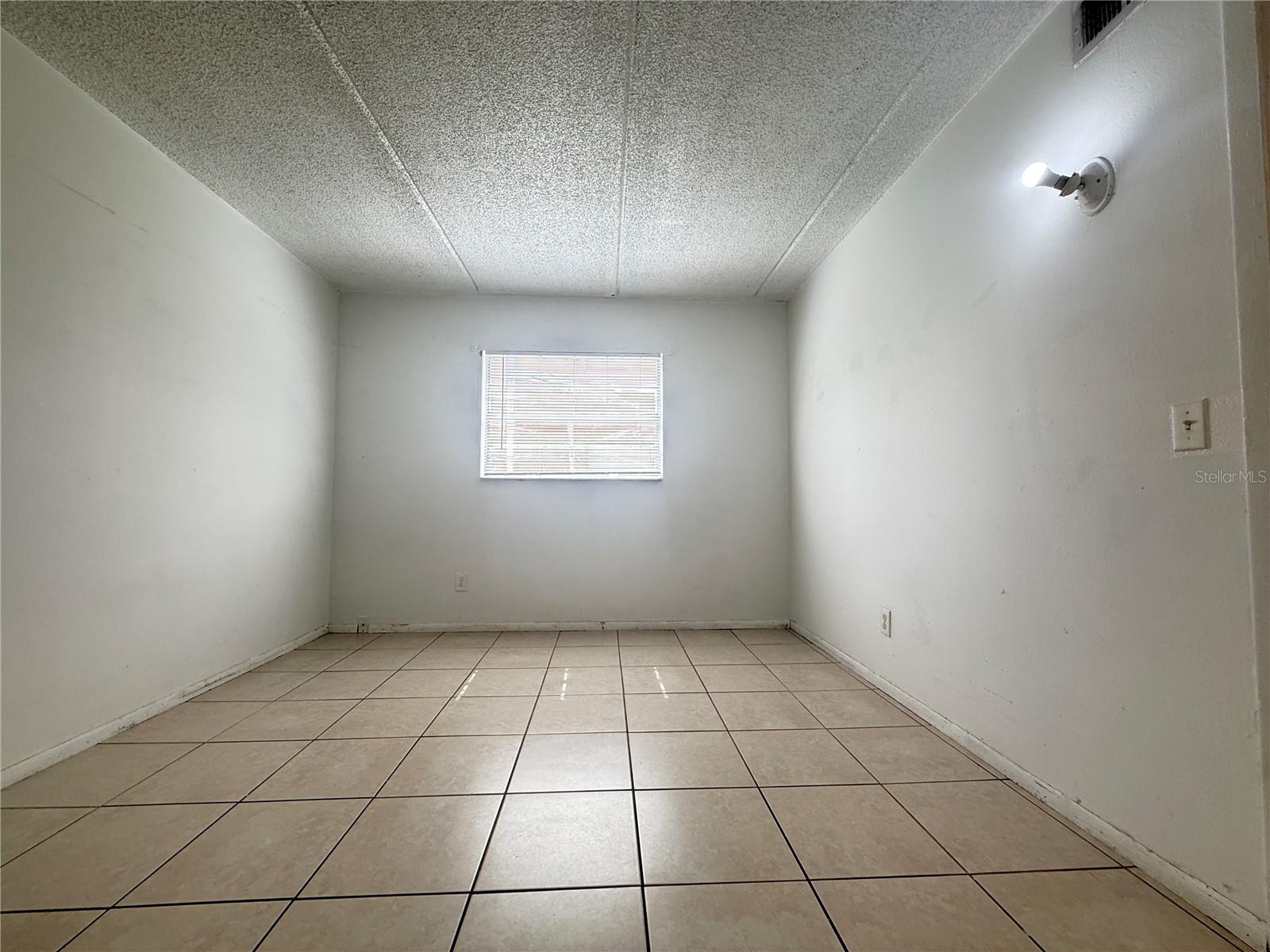 Image 17 of 18 For 731 Michigan Court 1