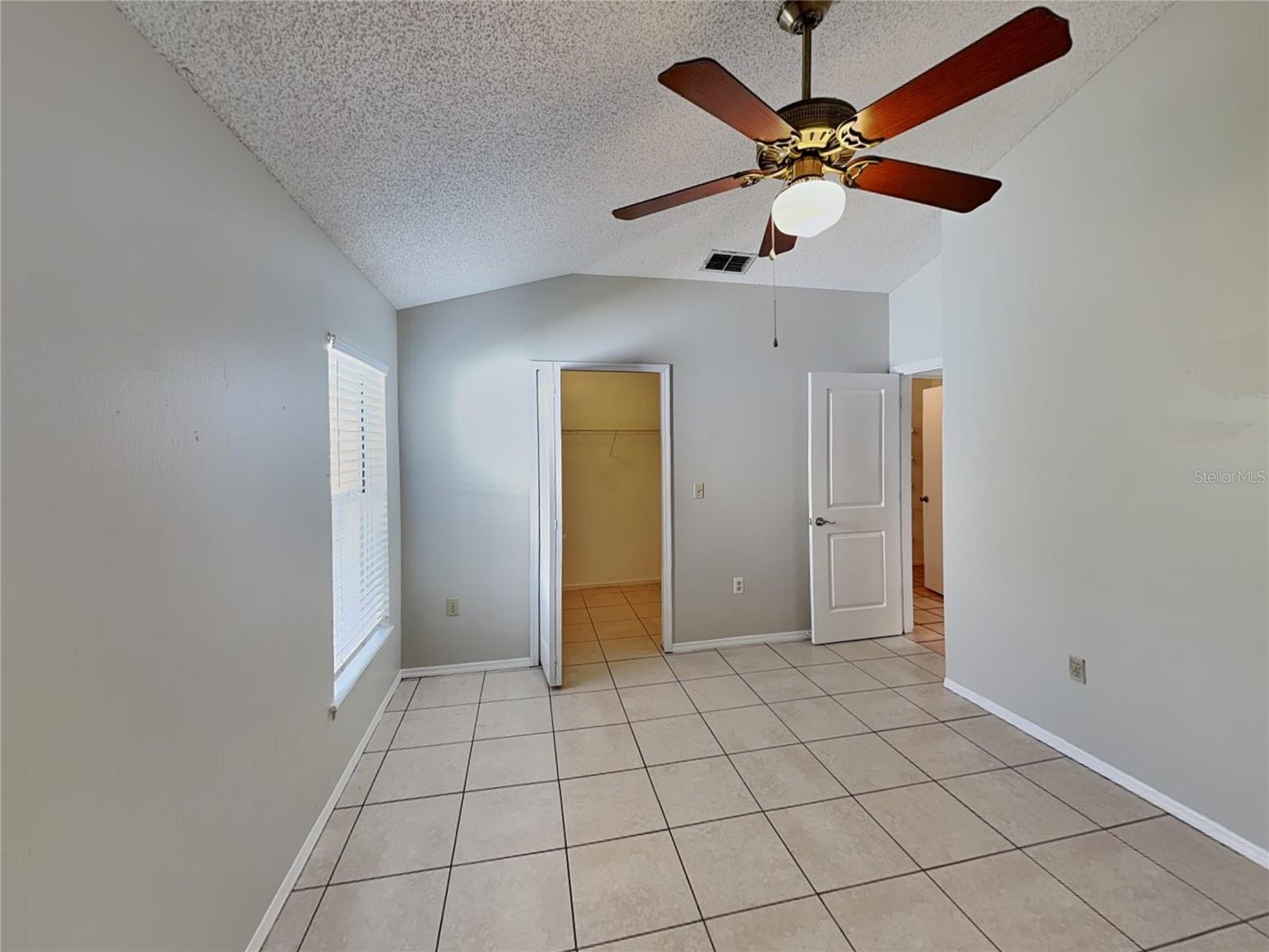 Image 6 of 15 For 1618 Cassingham Circle