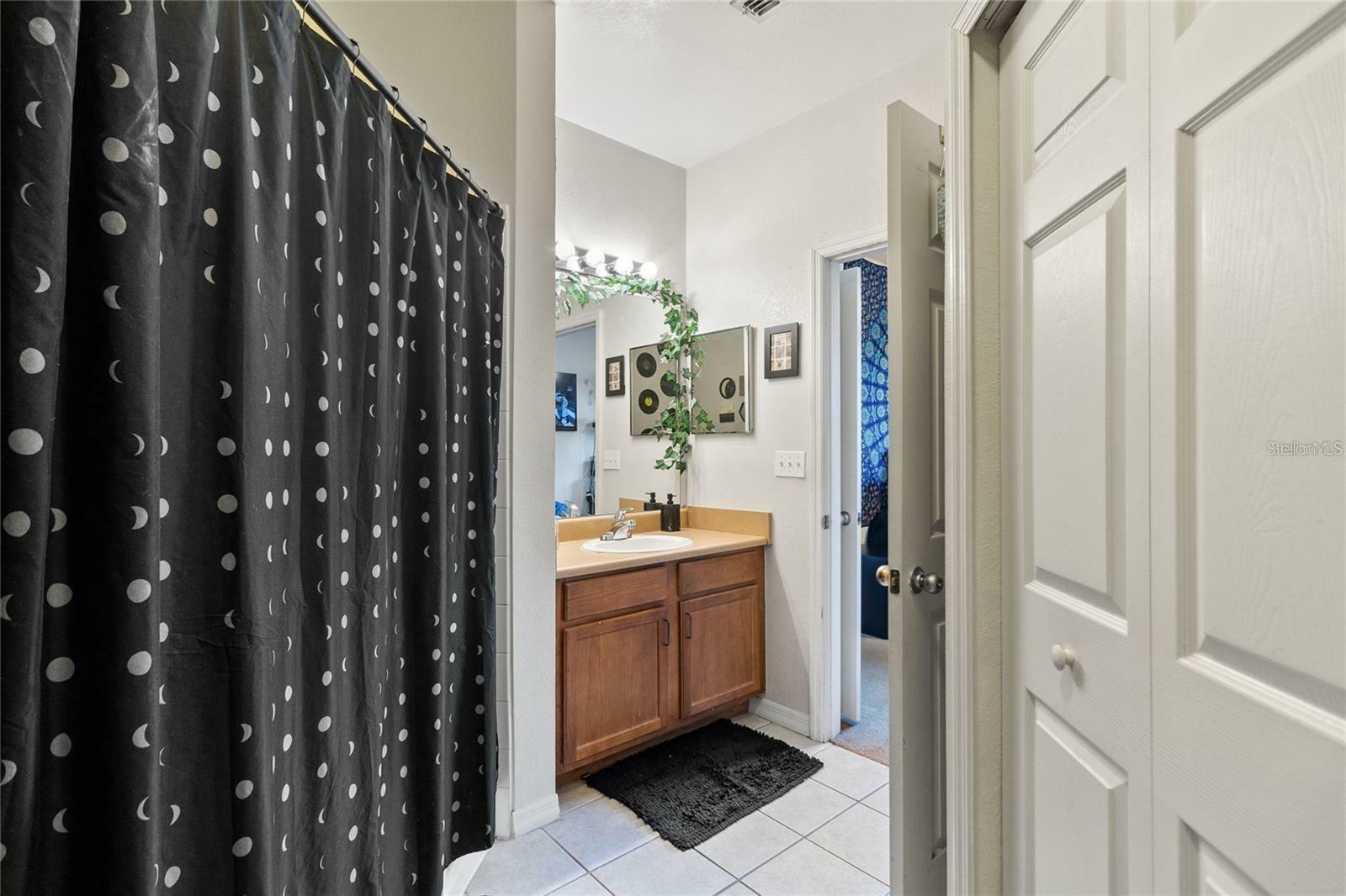 Image 15 of 17 For 8112 Claire Ann Drive 207