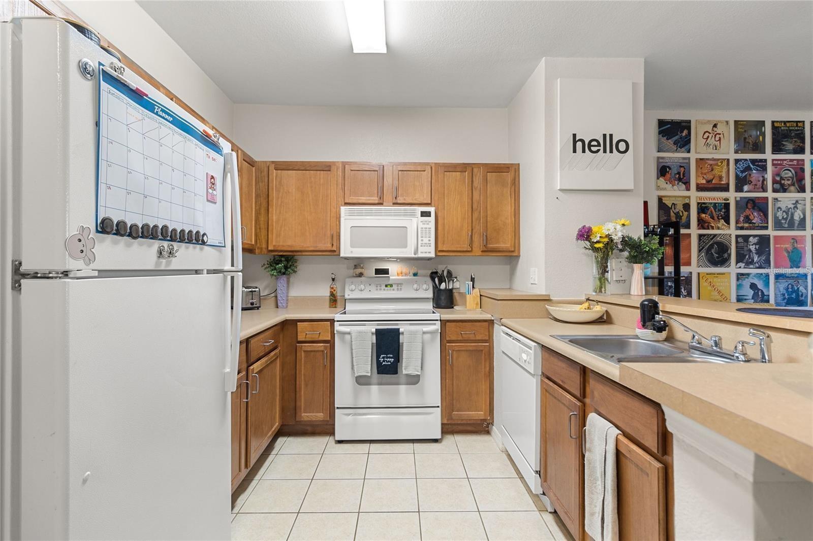 Image 4 of 17 For 8112 Claire Ann Drive 207