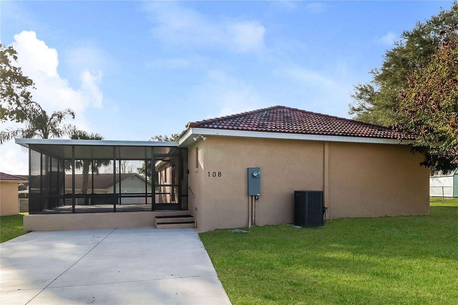 Details for 108 Lantern Lane, DELAND, FL 32720