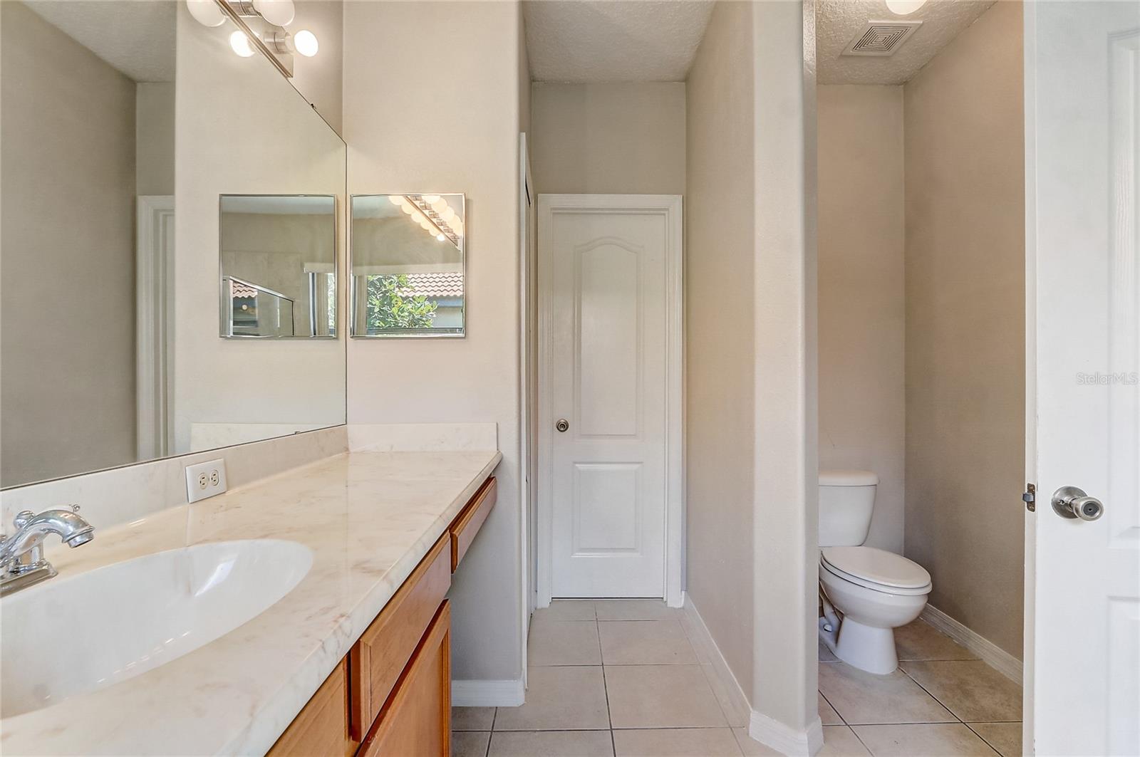 Image 21 of 46 For 3028 Camino Real Drive S