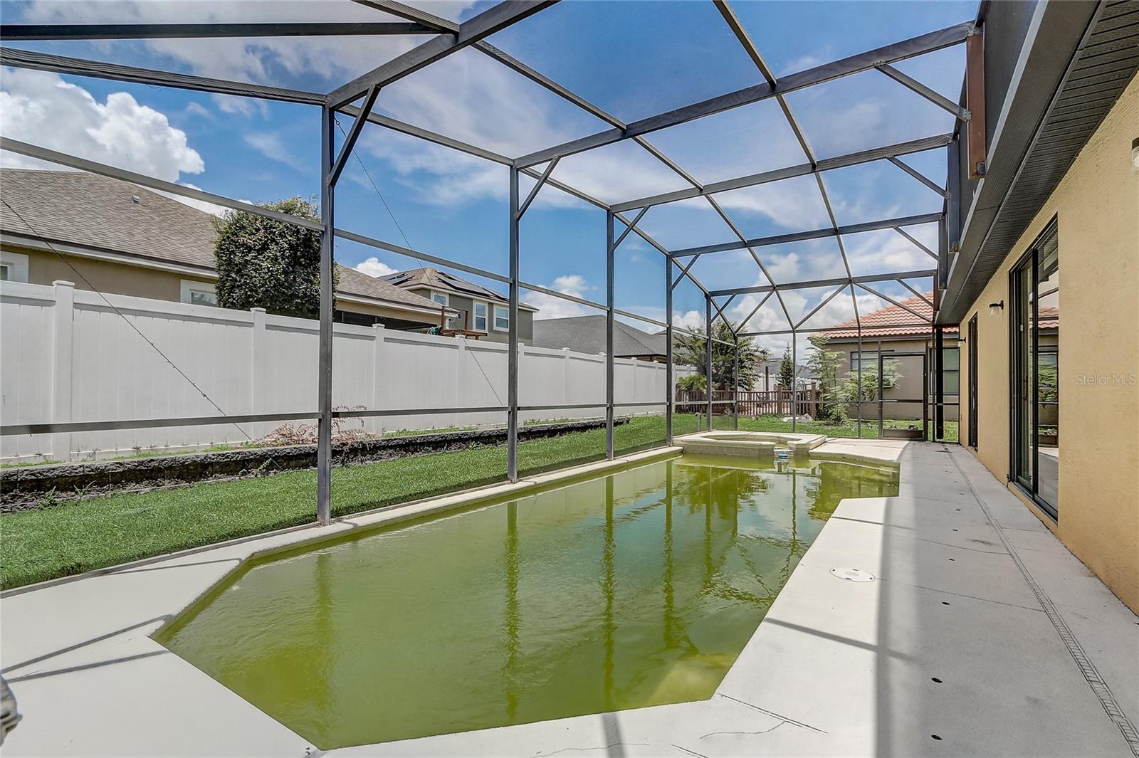Image 35 of 46 For 3028 Camino Real Drive S