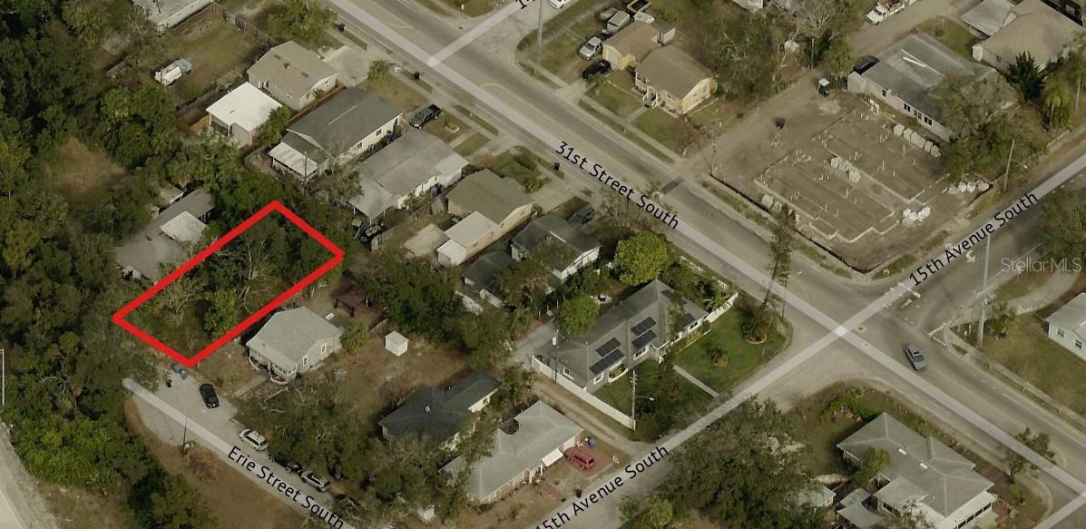 Image 11 of 13 For 1418 Erie Street S