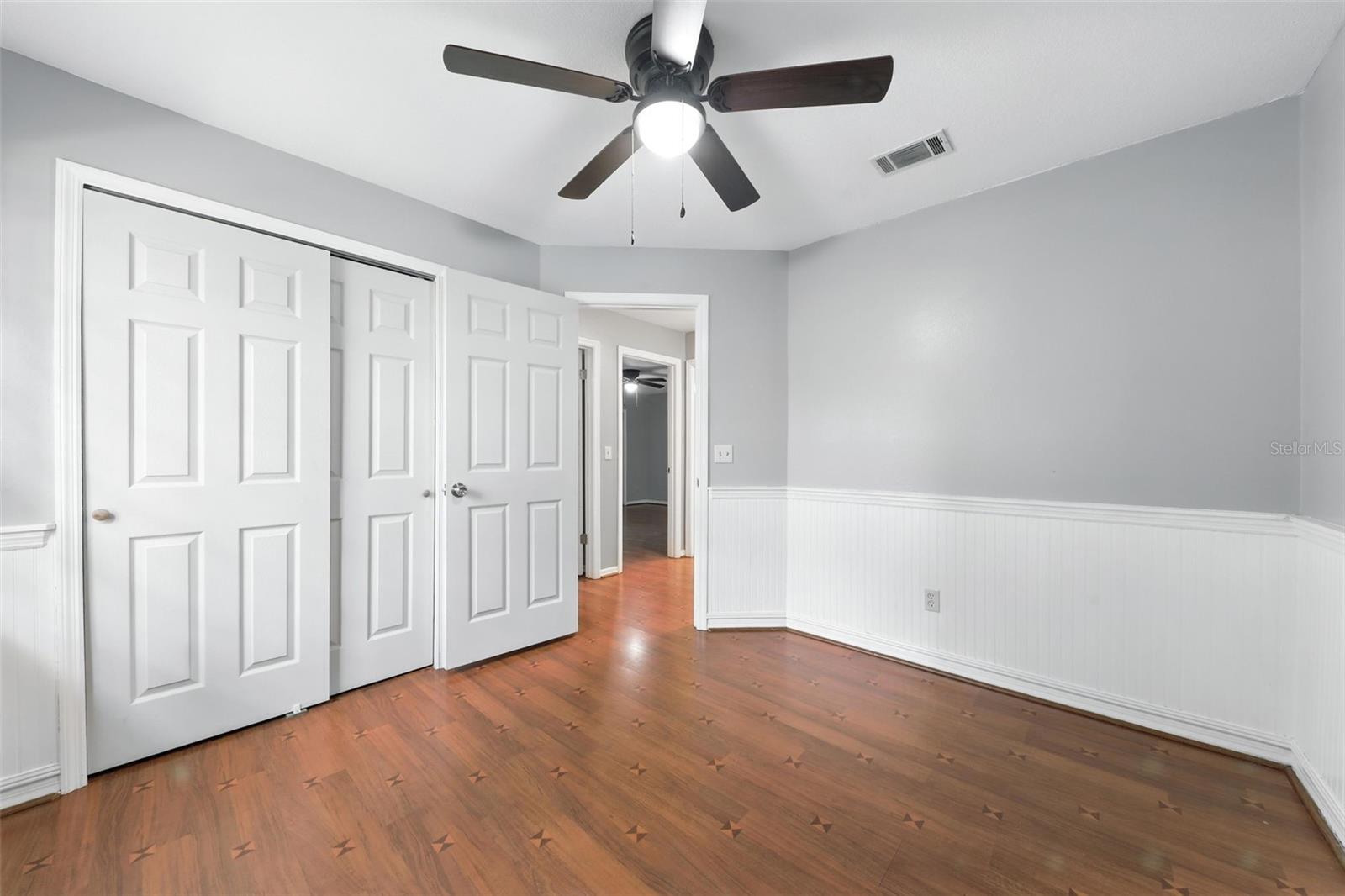 Image 22 of 26 For 4554 Heritage Oak Drive