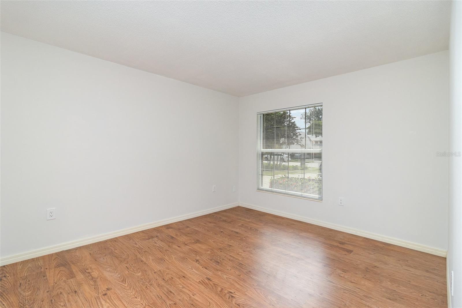 Image 15 of 25 For 4245 Hillview Circle