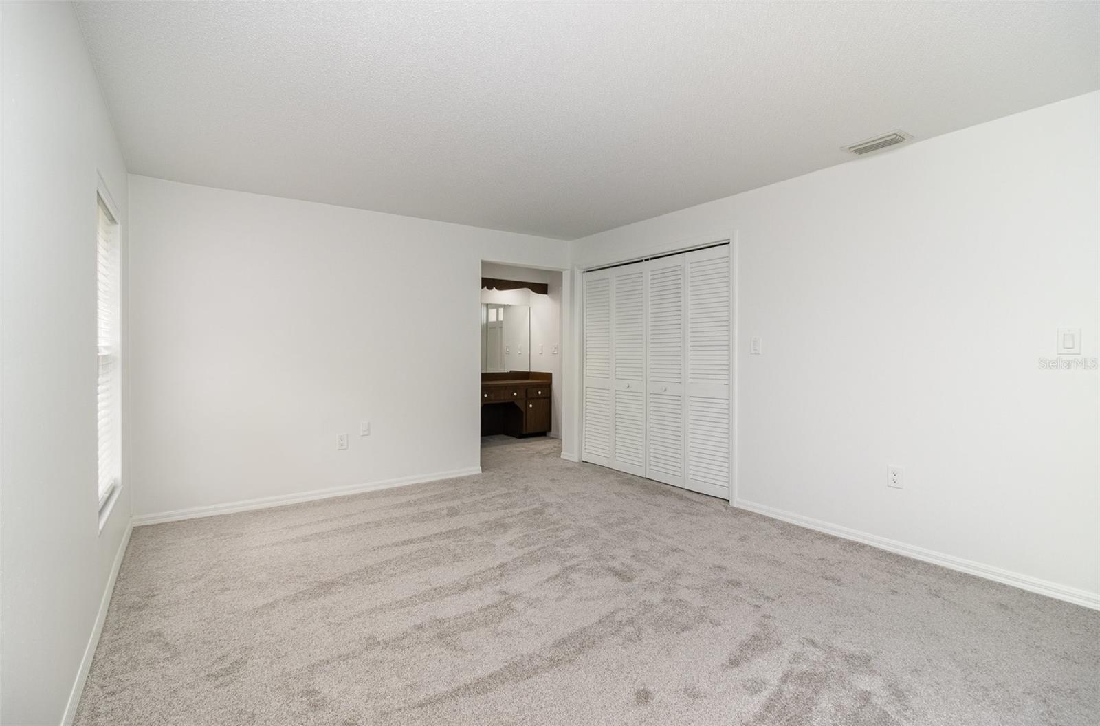 Image 18 of 25 For 4245 Hillview Circle
