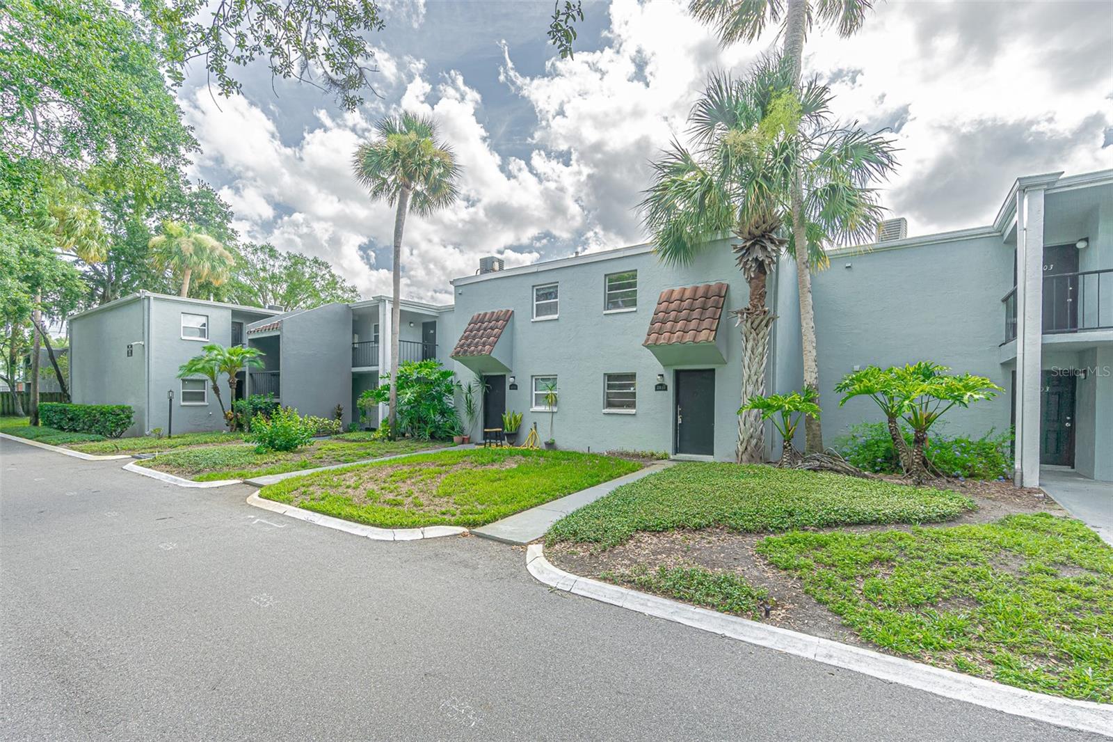 Details for 2818 Somerset Park Drive, TAMPA, FL 33613