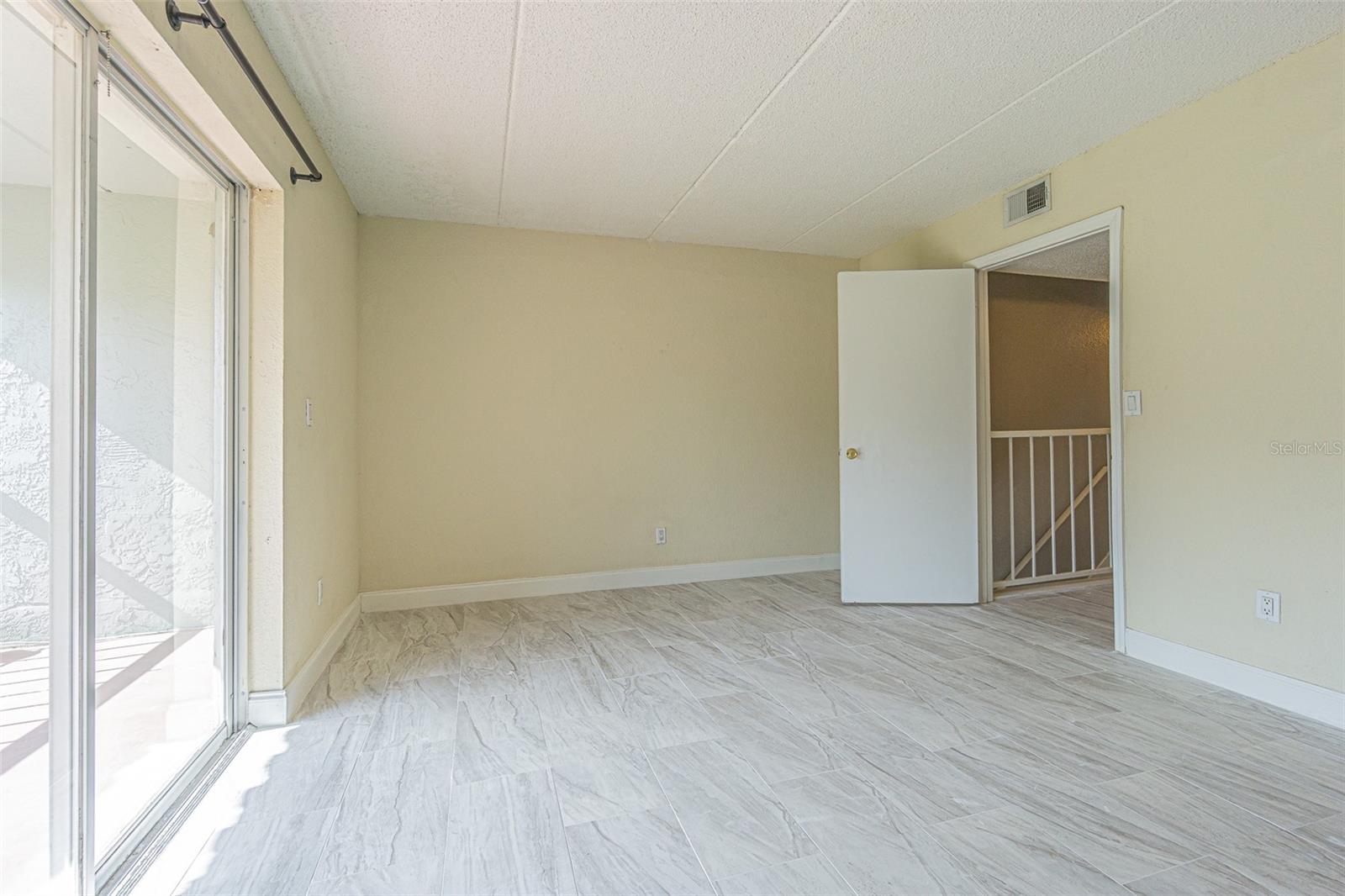 Image 15 of 30 For 2818 Somerset Park Drive