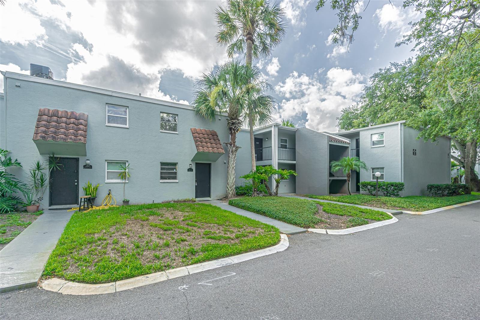 Image 2 of 30 For 2818 Somerset Park Drive