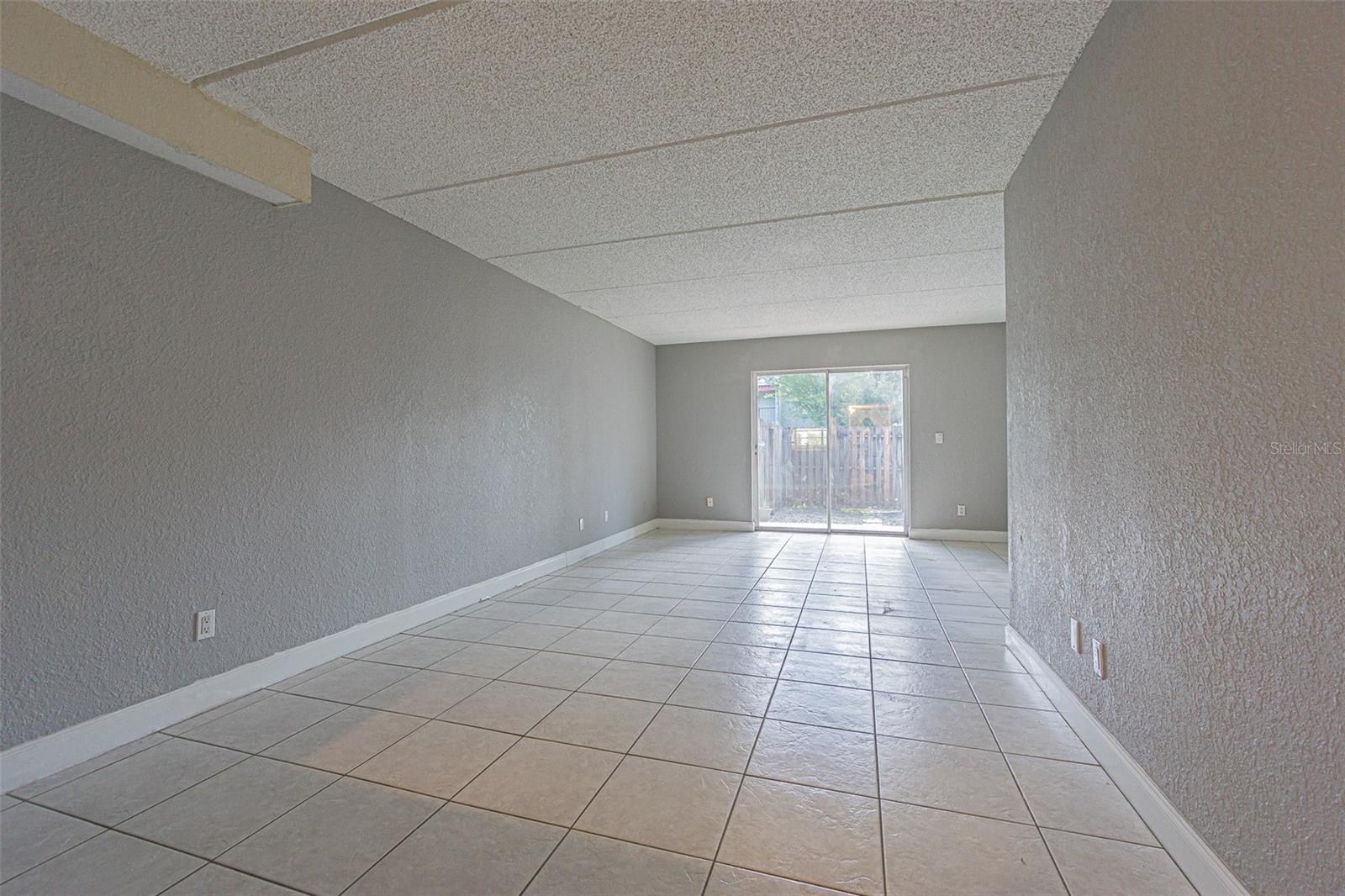 Image 5 of 30 For 2818 Somerset Park Drive