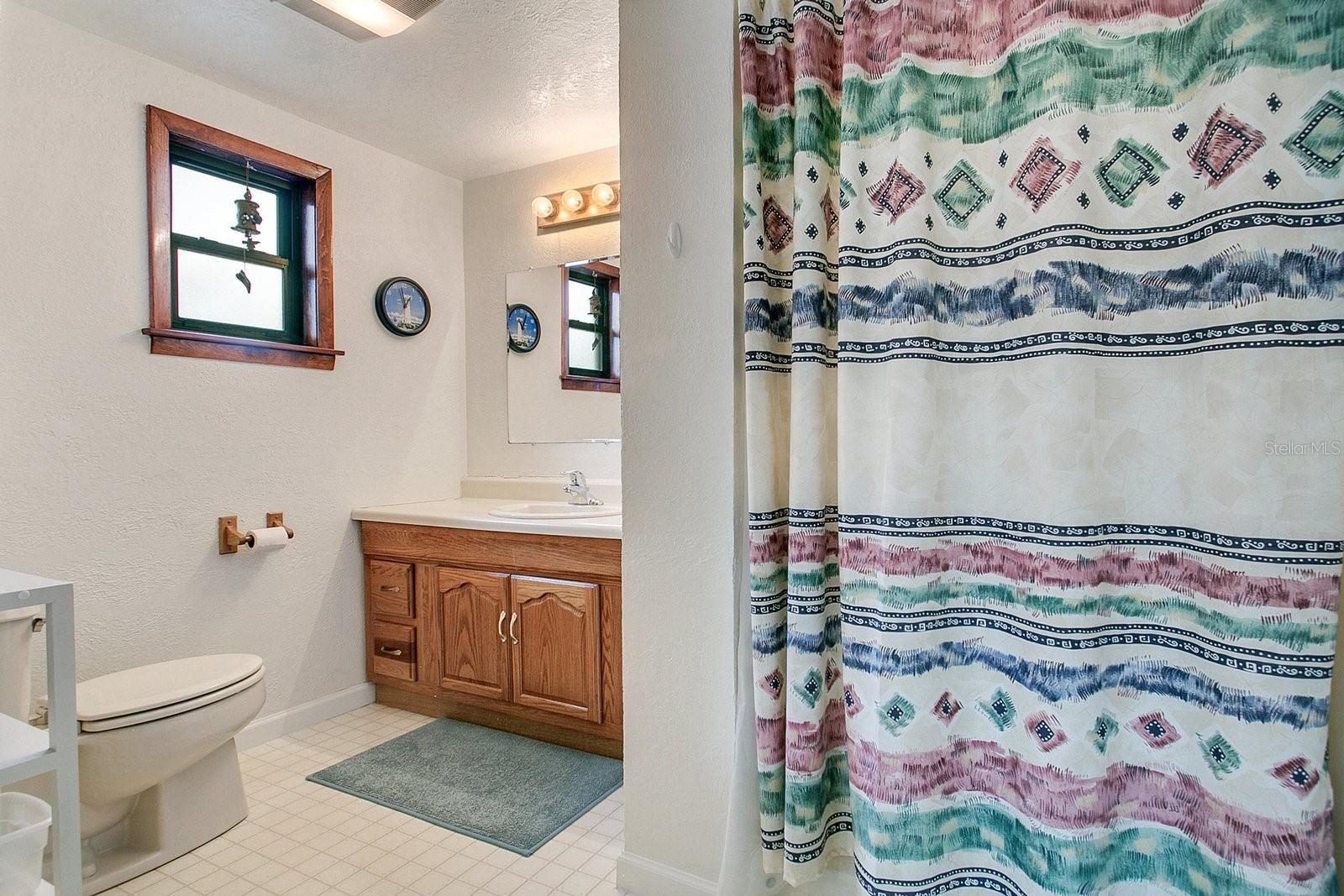 Image 17 of 43 For 1314 Asbury Avenue