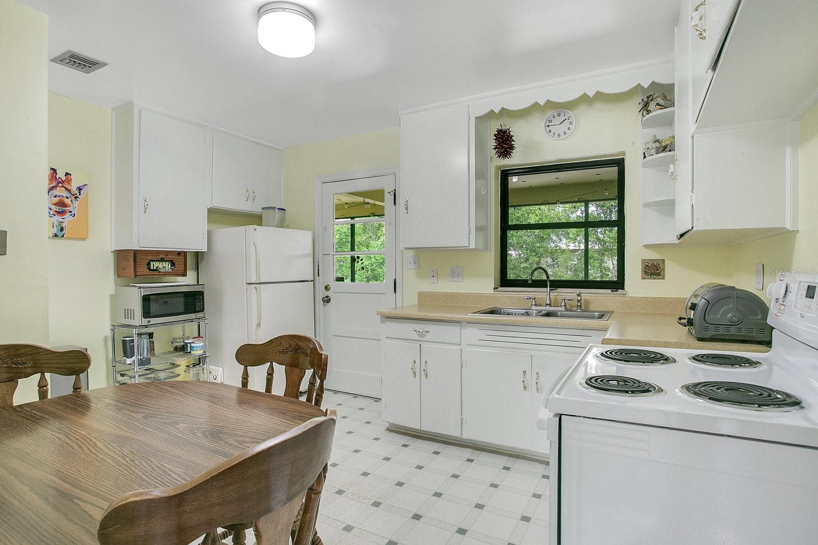 Image 8 of 43 For 1314 Asbury Avenue