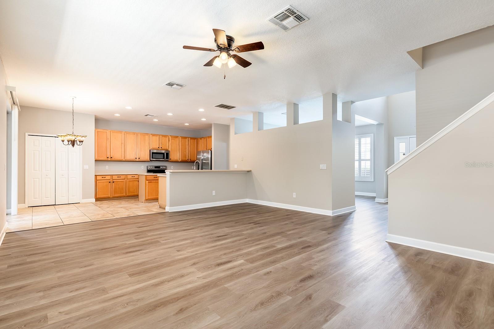 Image 13 of 34 For 2049 Wintermere Pointe Drive