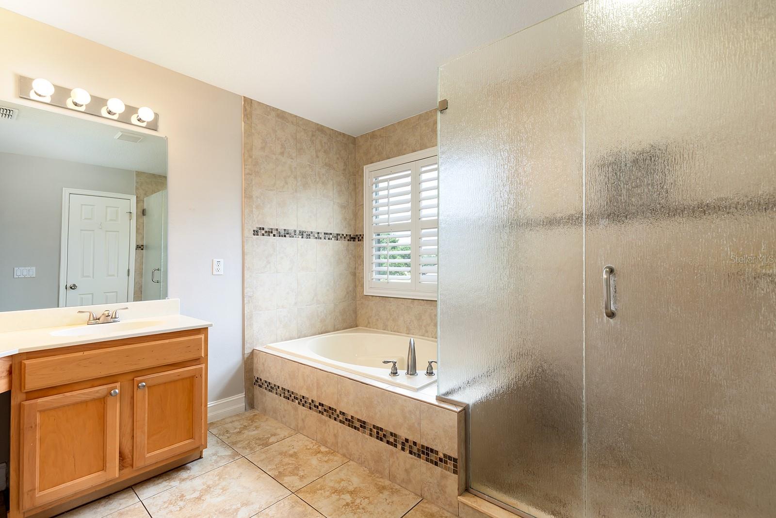 Image 18 of 34 For 2049 Wintermere Pointe Drive