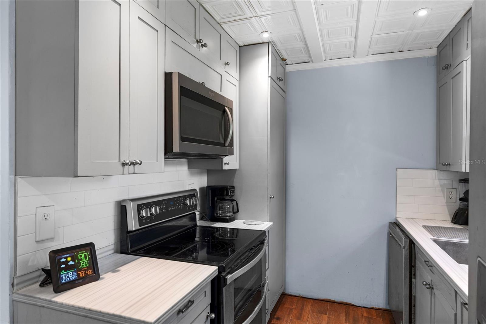 Image 11 of 28 For 5614 Carris Court