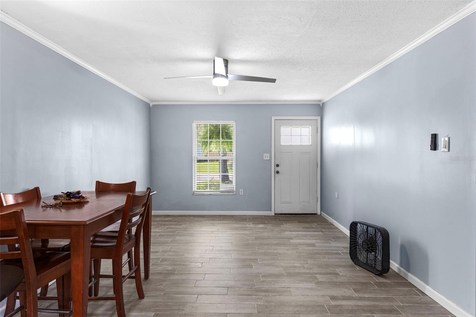 Image 5 of 28 For 5614 Carris Court