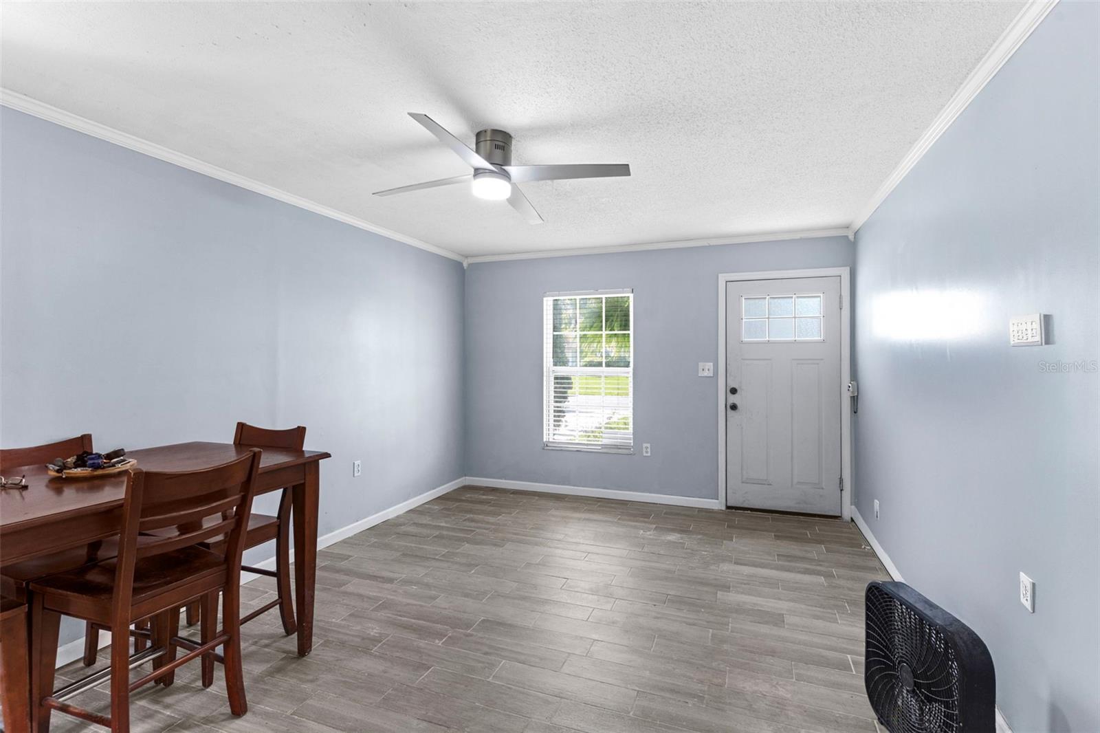 Image 8 of 28 For 5614 Carris Court