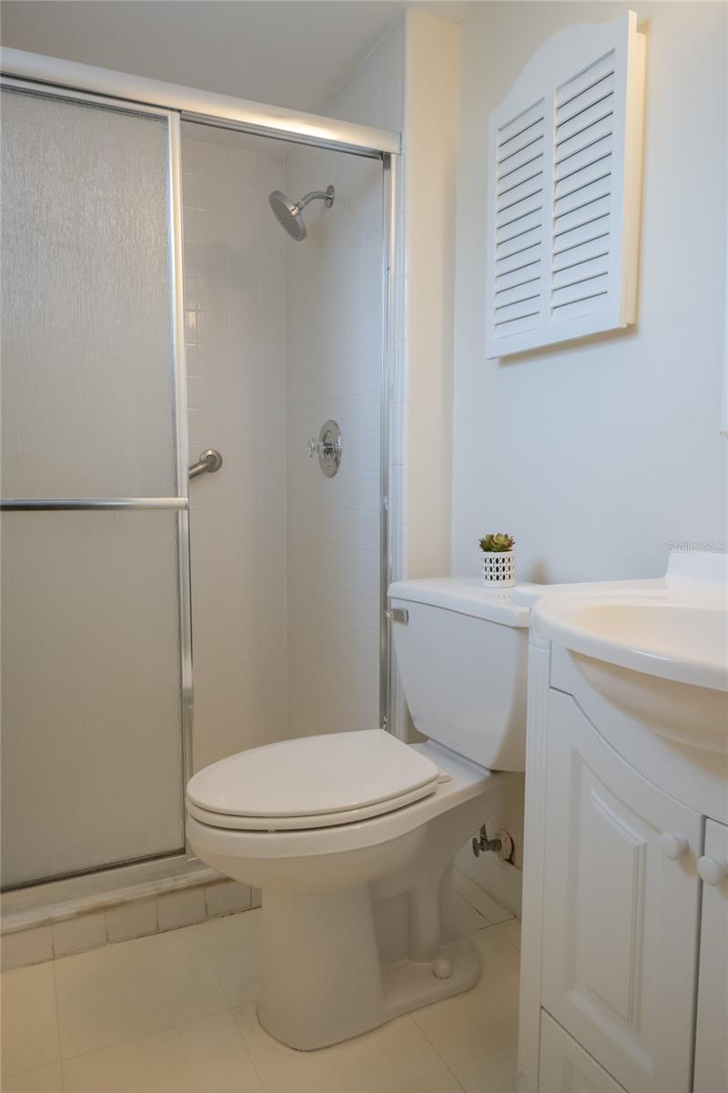 Image 15 of 32 For 313 Hillcrest Street