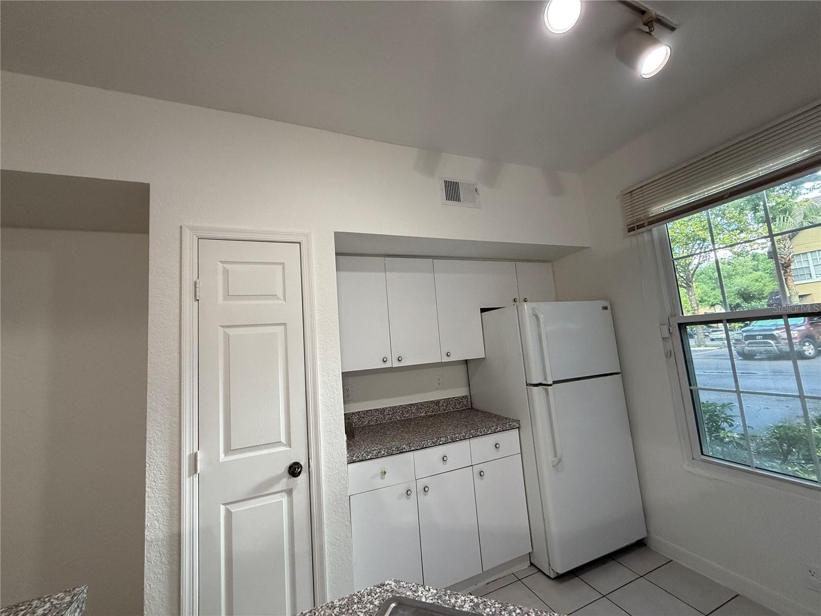 Image 29 of 31 For 6340 Raleigh Street 1001