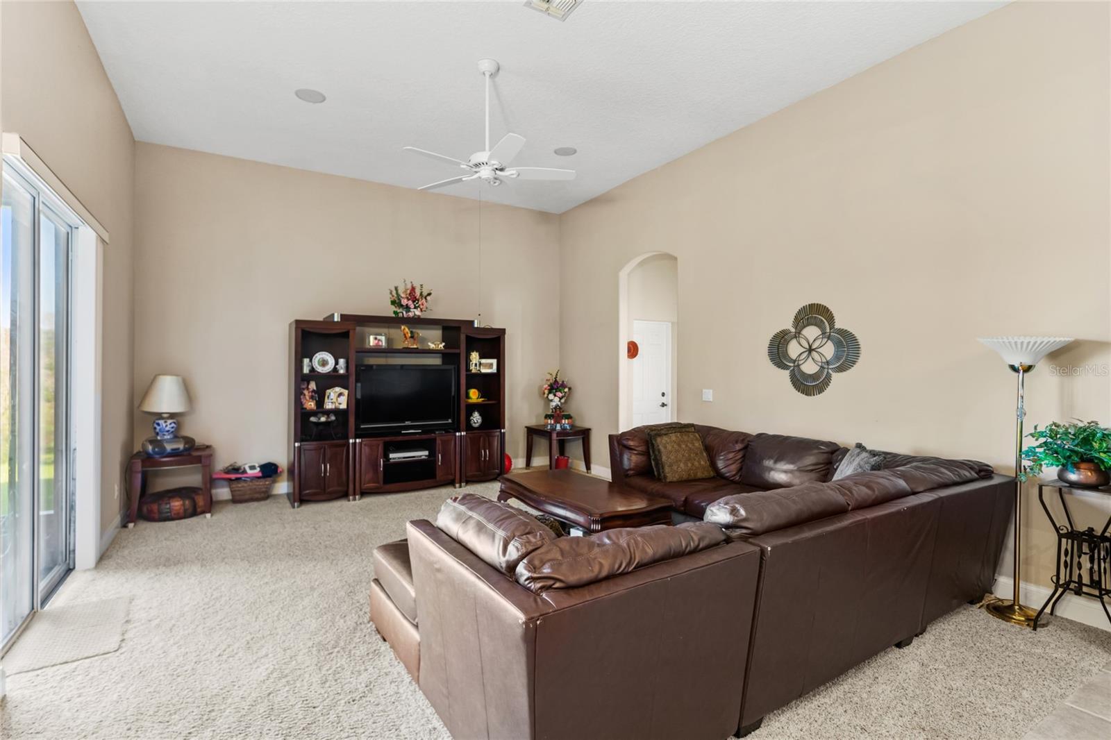 Image 14 of 43 For 6114 Tremayne Drive