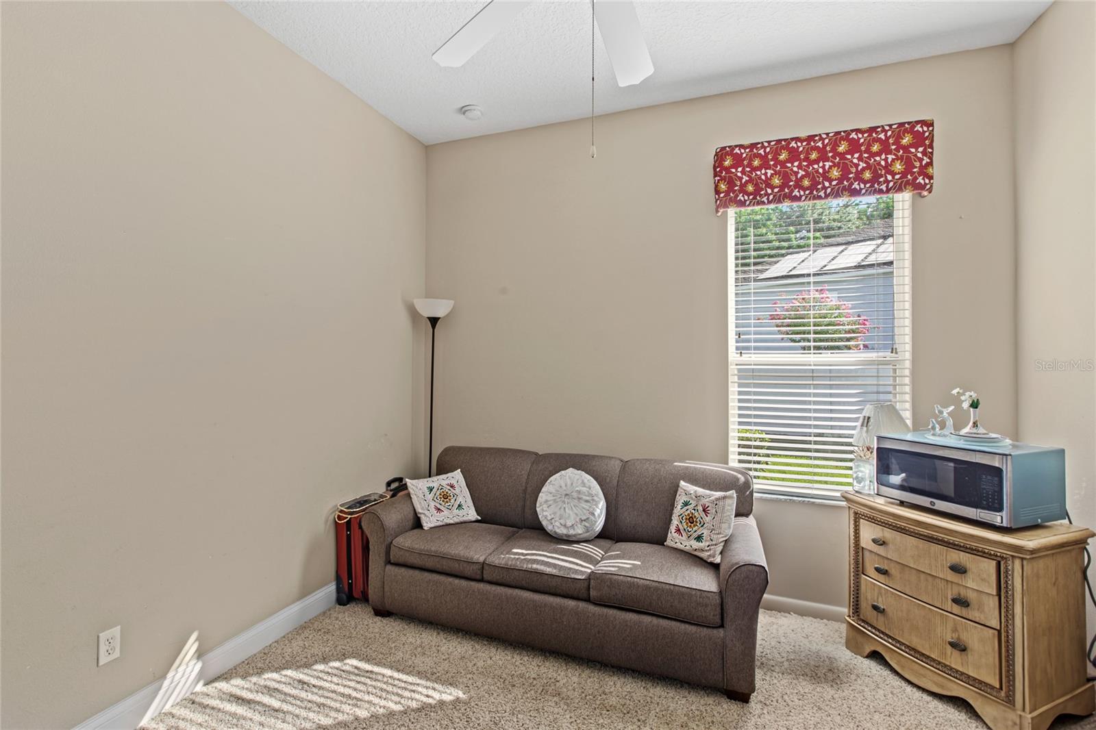 Image 22 of 43 For 6114 Tremayne Drive