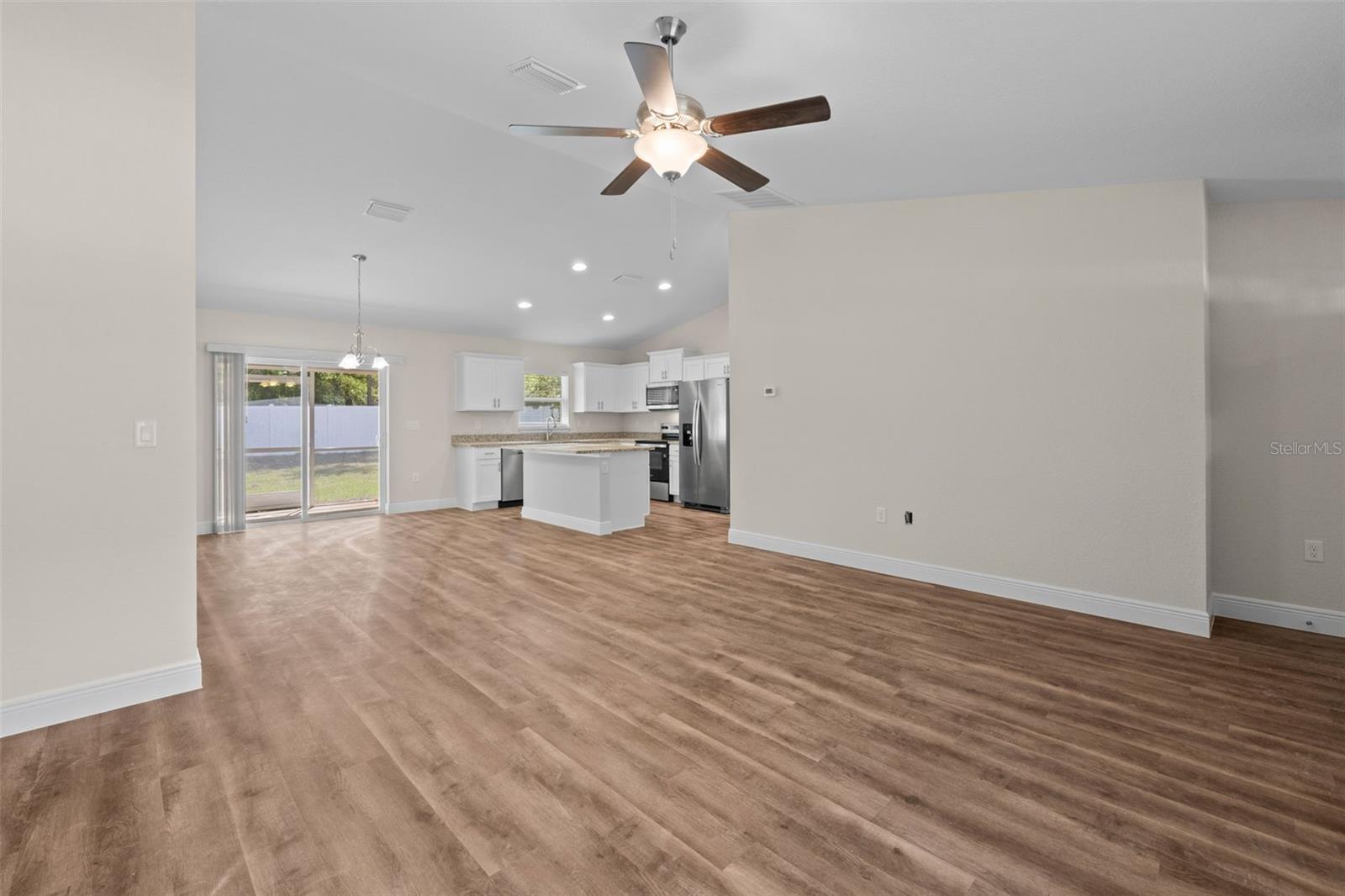 Image 11 of 59 For 661 Vercelli Lane