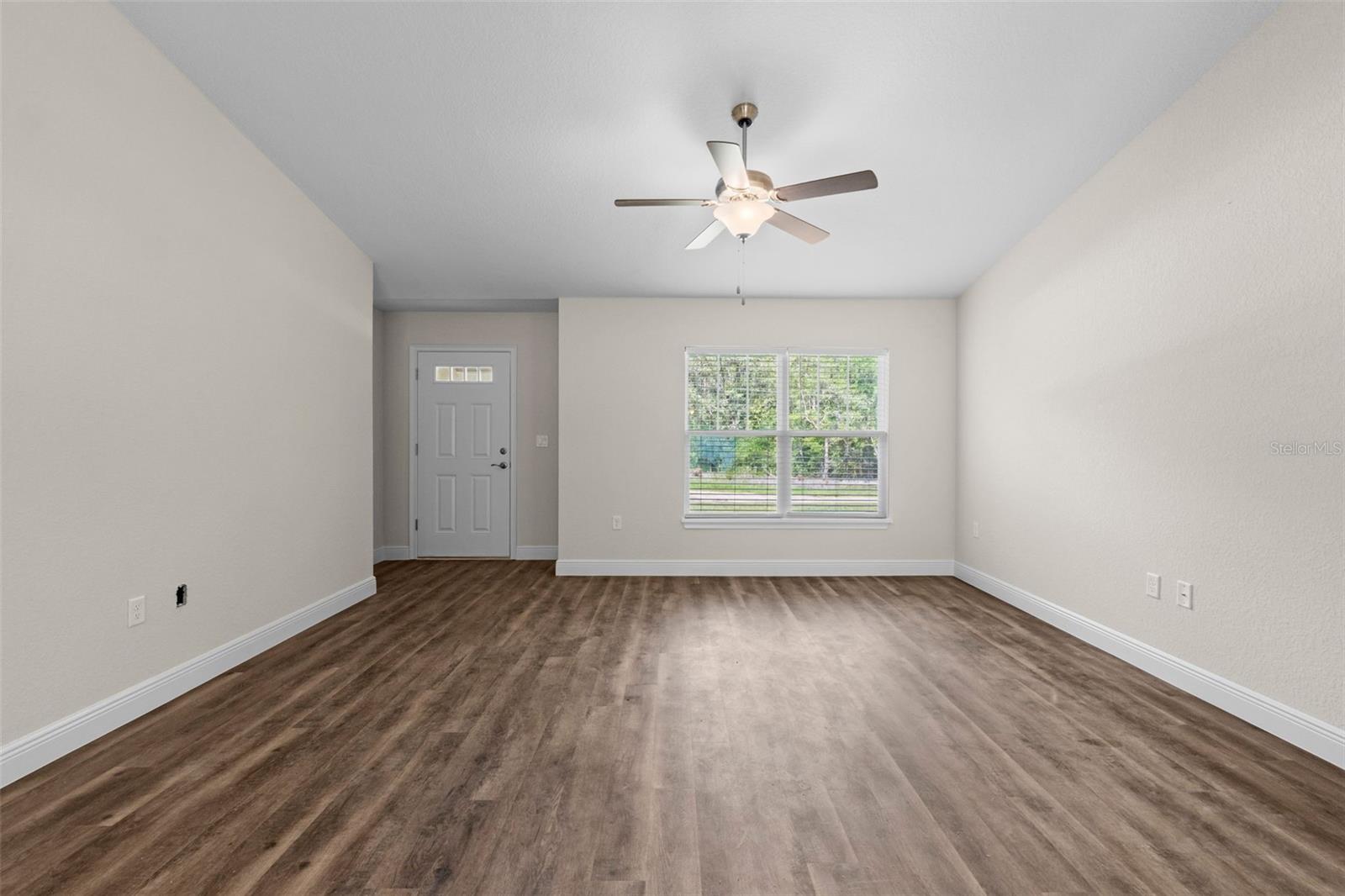 Image 13 of 59 For 661 Vercelli Lane