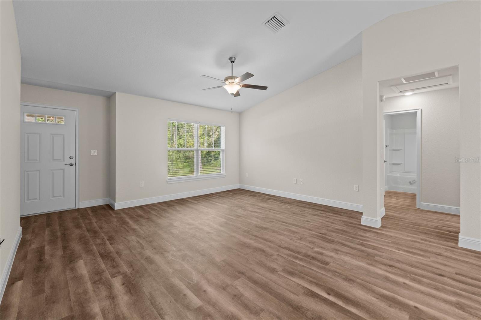 Image 14 of 59 For 661 Vercelli Lane
