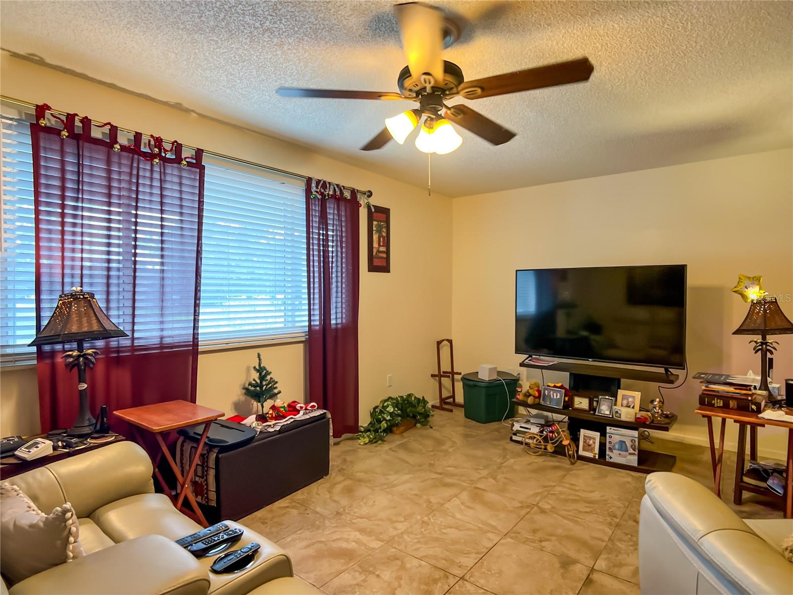 Image 7 of 33 For 8386 109th Lane