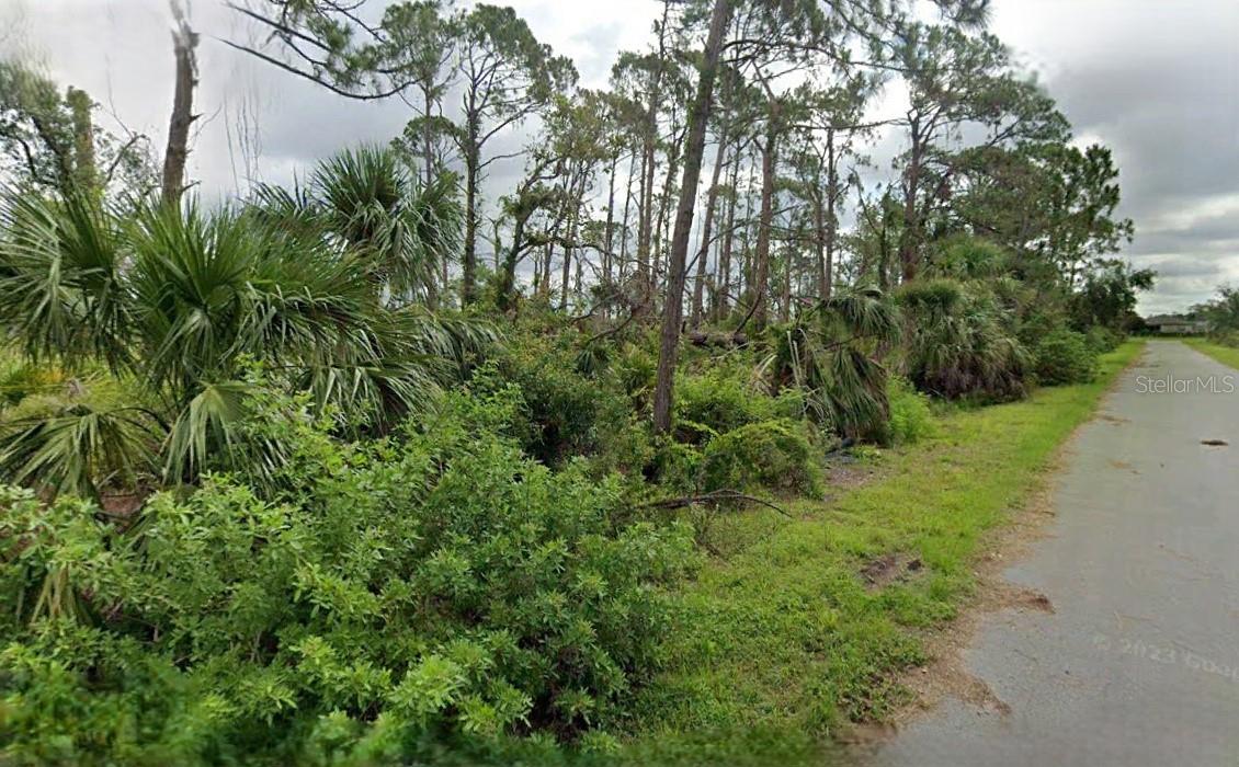 Image 2 of 4 For 15484 Whitehall Avenue