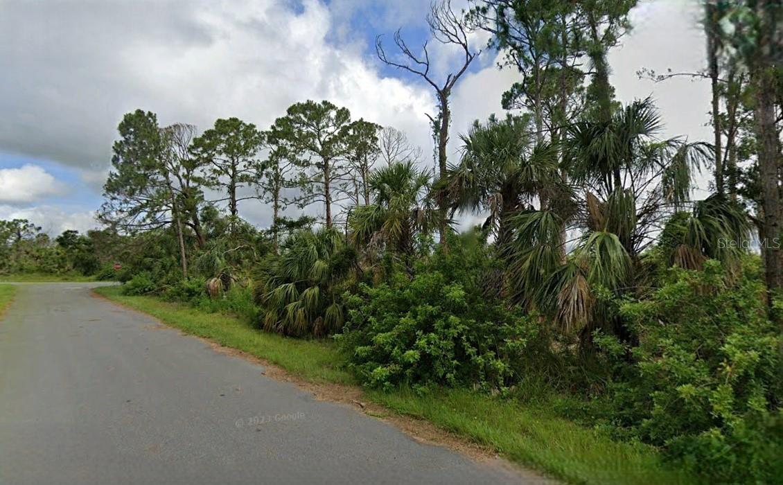 Image 3 of 4 For 15484 Whitehall Avenue