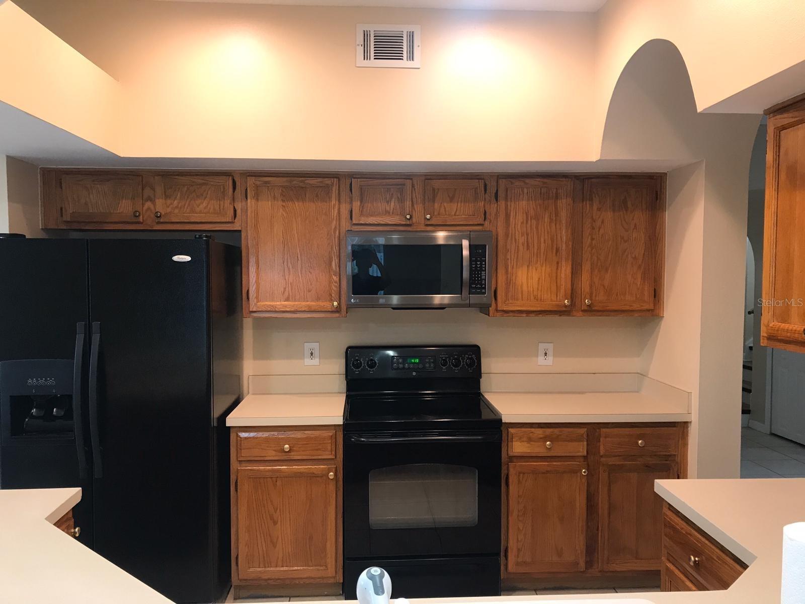 Image 5 of 17 For 14124 Leicester Lane 1