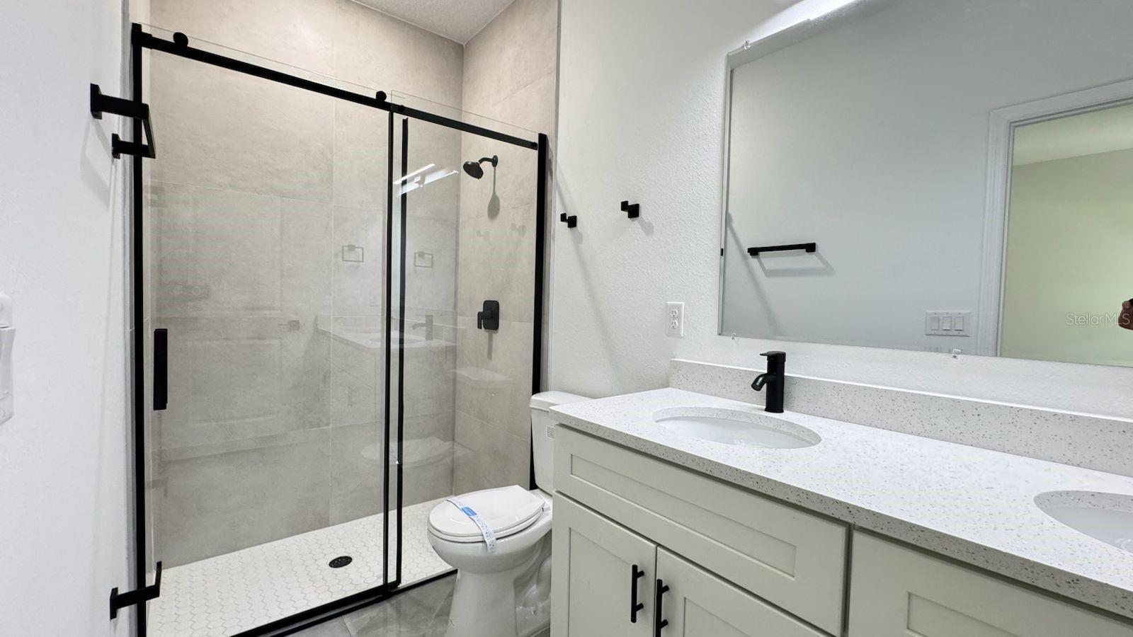 Listing photo id 8 for 2456 Magenta Drive