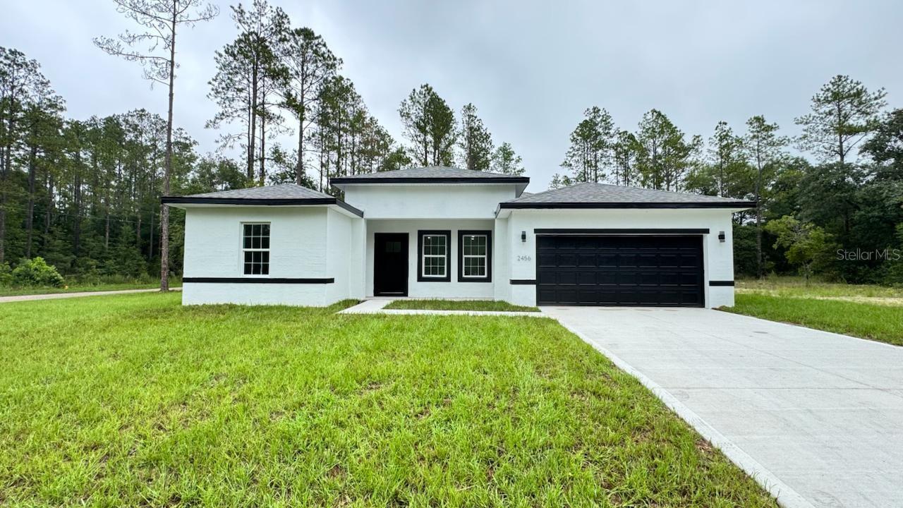 Listing photo id 25 for 2456 Magenta Drive