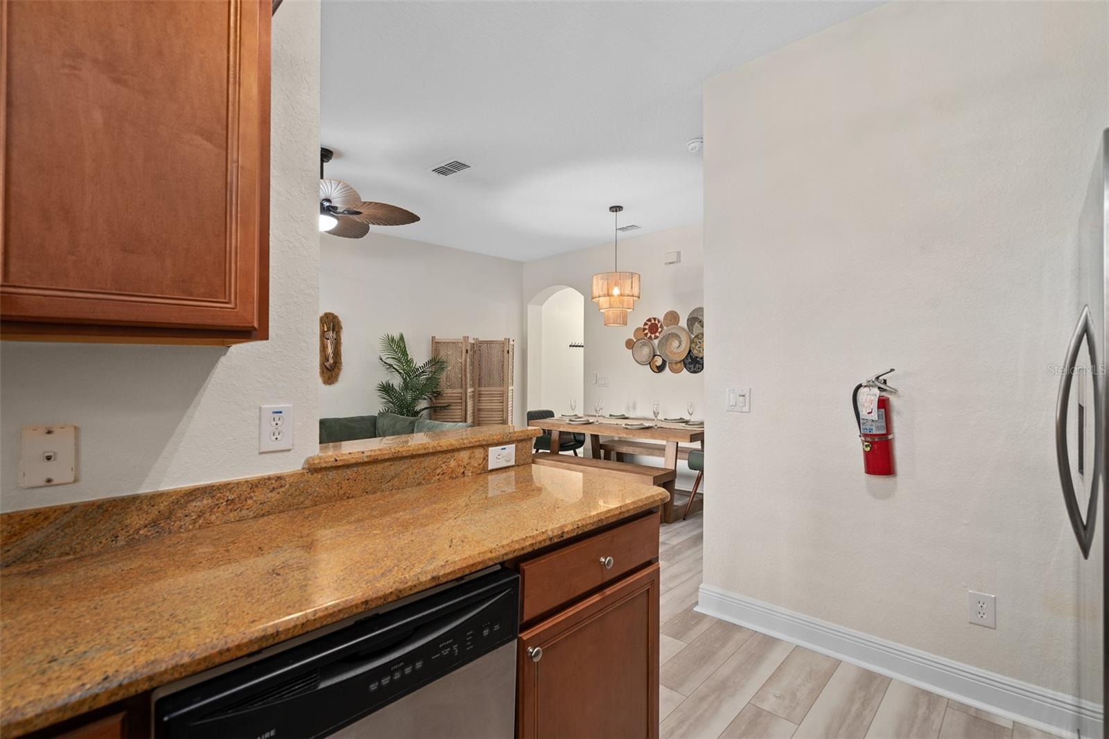 Image 14 of 37 For 3510 Calabria Avenue 3510