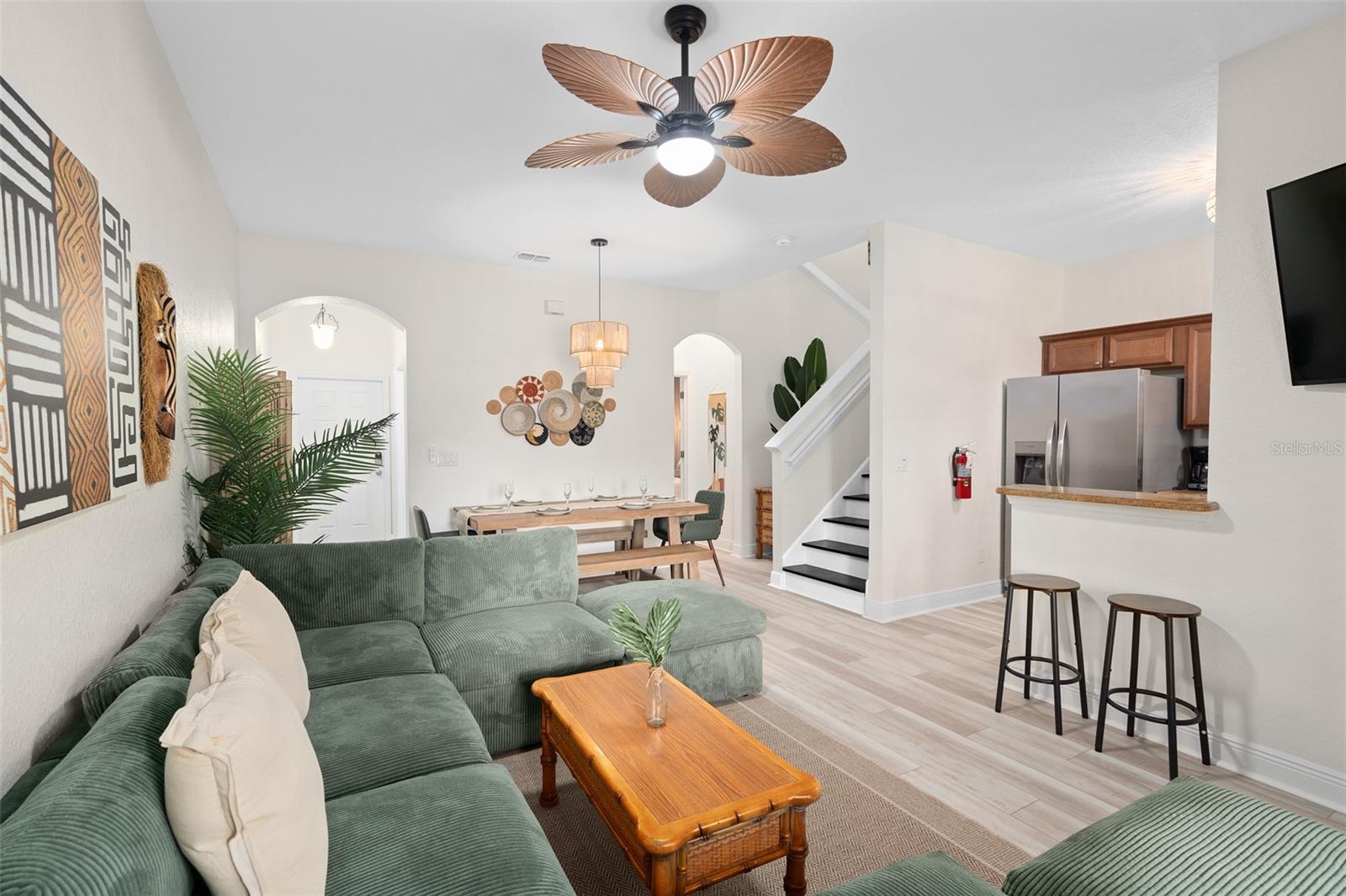 Image 6 of 37 For 3510 Calabria Avenue 3510