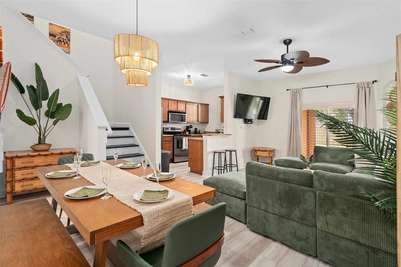 Image 9 of 37 For 3510 Calabria Avenue 3510