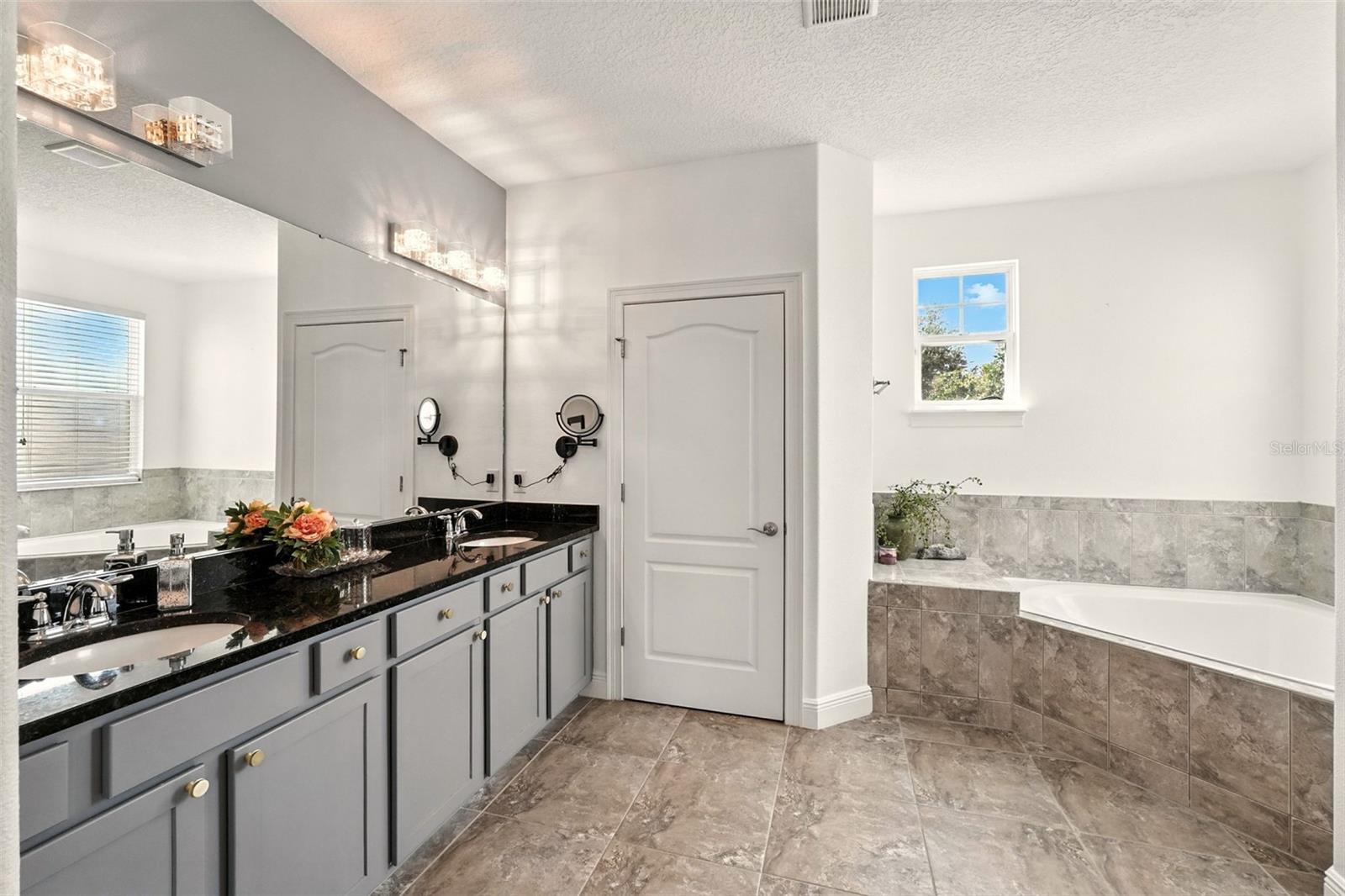 Image 11 of 87 For 11637 Brickyard Pond Lane